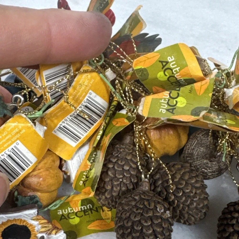Vintage Autumm Accents Acorns Pumpkin birdhouse and Birds lot